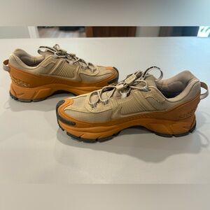 Nike Zoom Vomero 5 Roam Flax Women’s Size 7 - Brown w/ Box